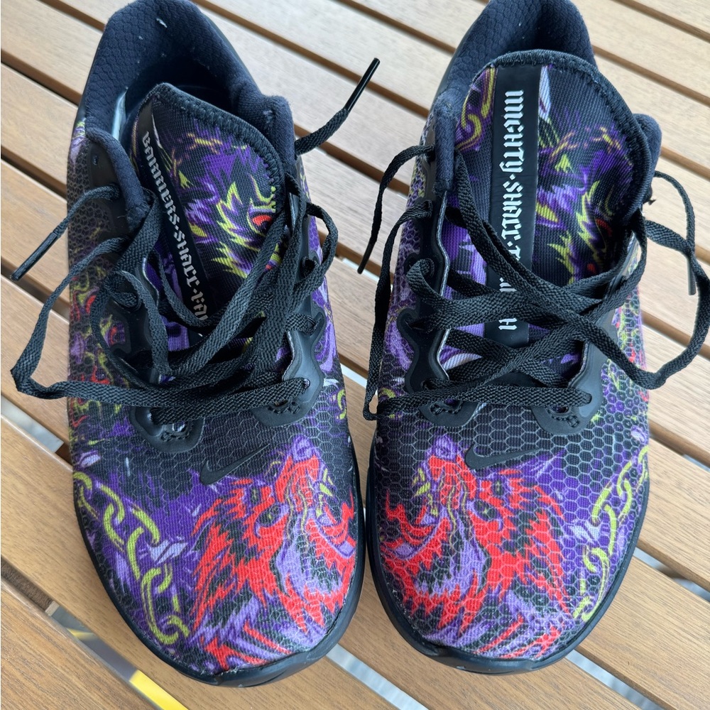 Size 7.5 - Nike Metcon 5 David and Goliath men's